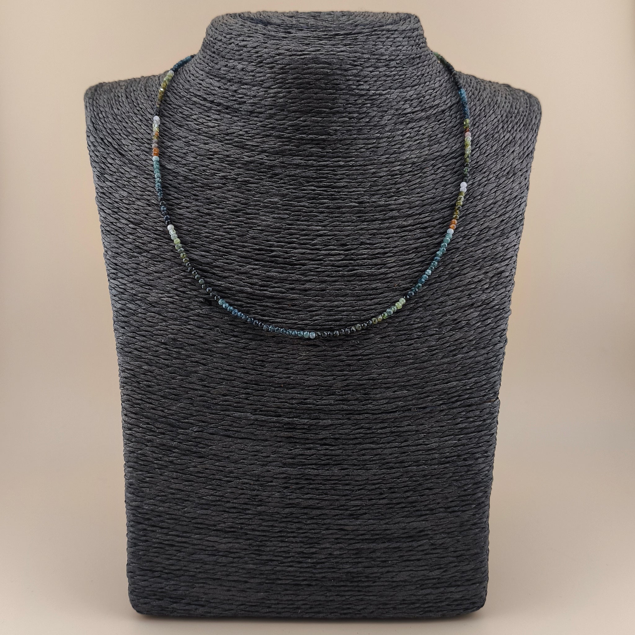 Collar Turmalina Verde y Azul Facetado 2mm