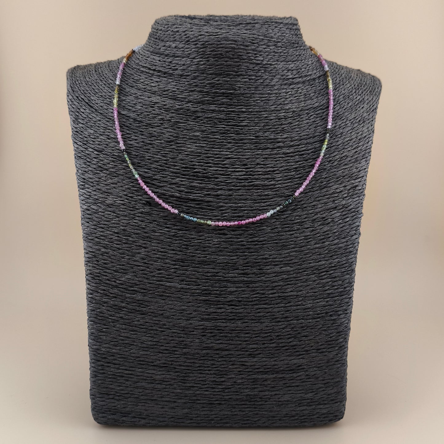 Collar Turmalina Multicolor Facetado 2mm
