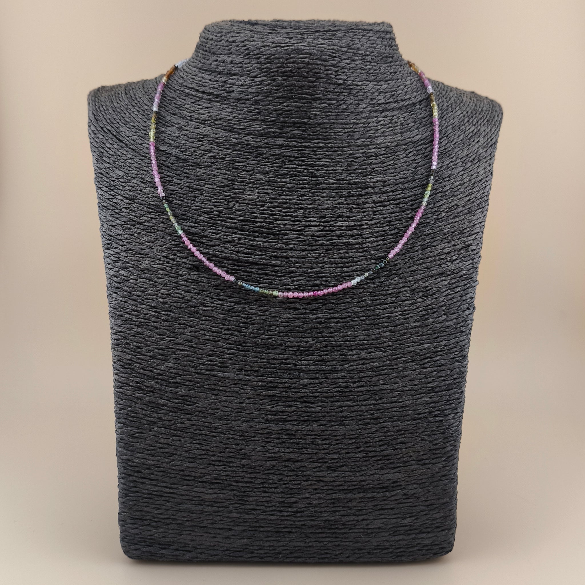 Collar Turmalina Multicolor Facetado 2mm