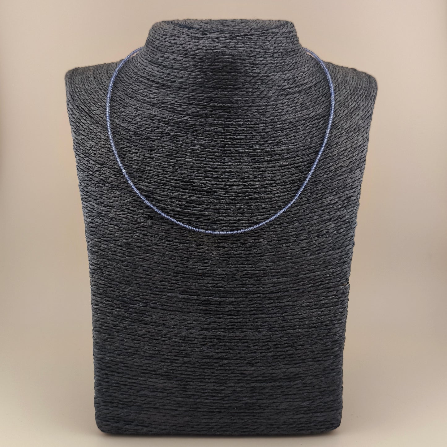 Collar Iolita Facetado 2mm